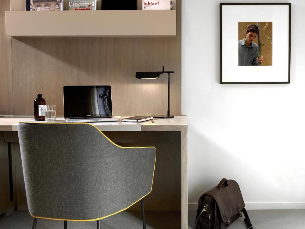 Luxury King Room interior